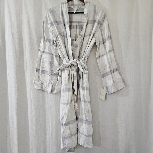 stars above Robe in White & Grey Plaid Print Women’s Size M/L - Picture 2 of 7